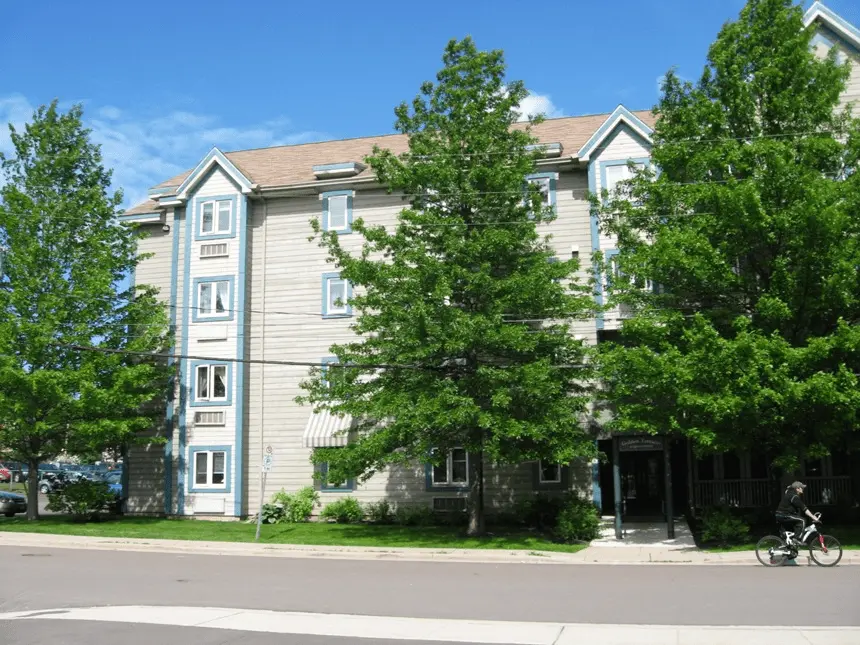 Golden-Terraces-Seniors-Housing 